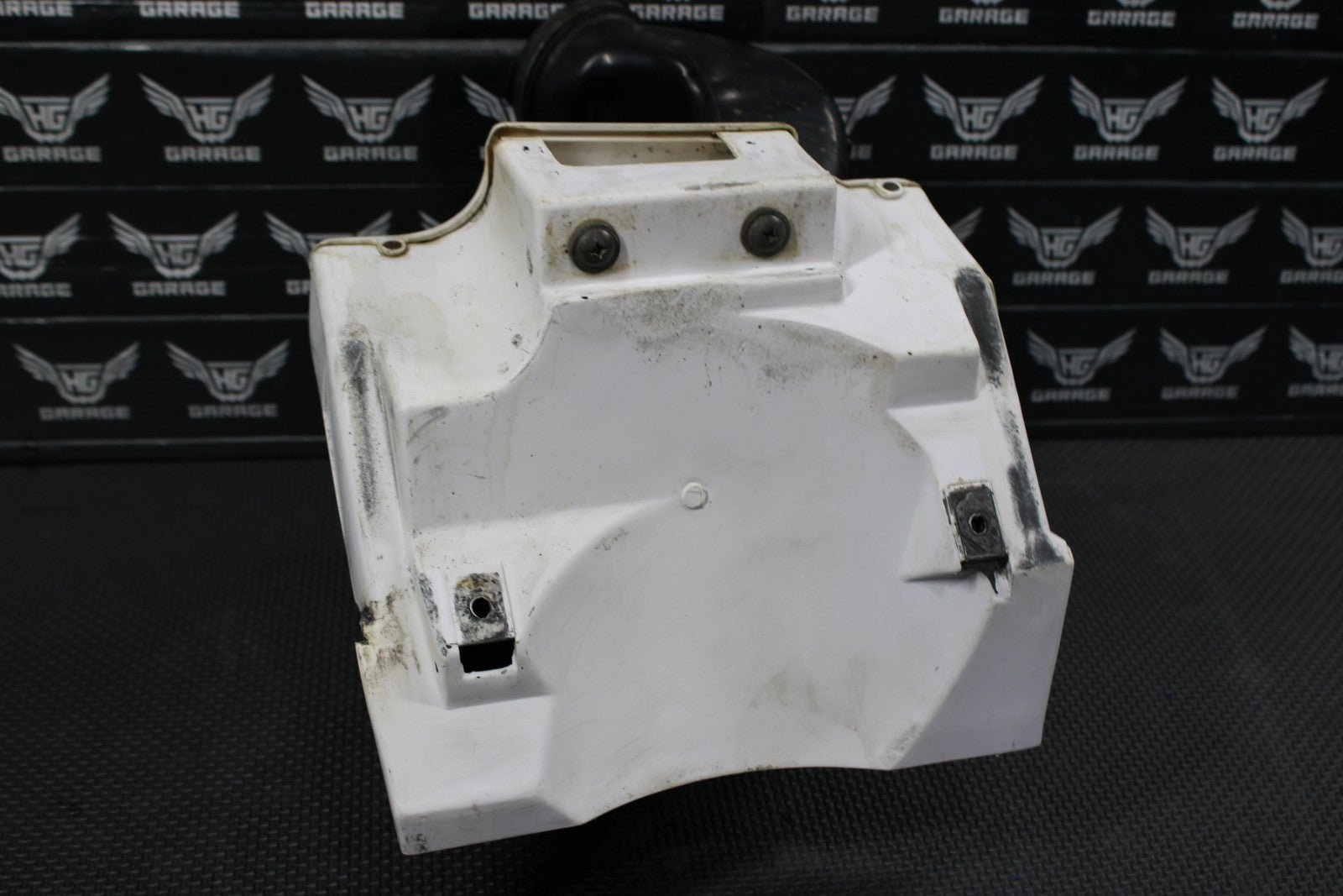 2001 YAMAHA YZ250 OEM AIRBOX INTAKE AIR CLEANER CASE 4SS - 14401 - 02 - 00 - hggarage