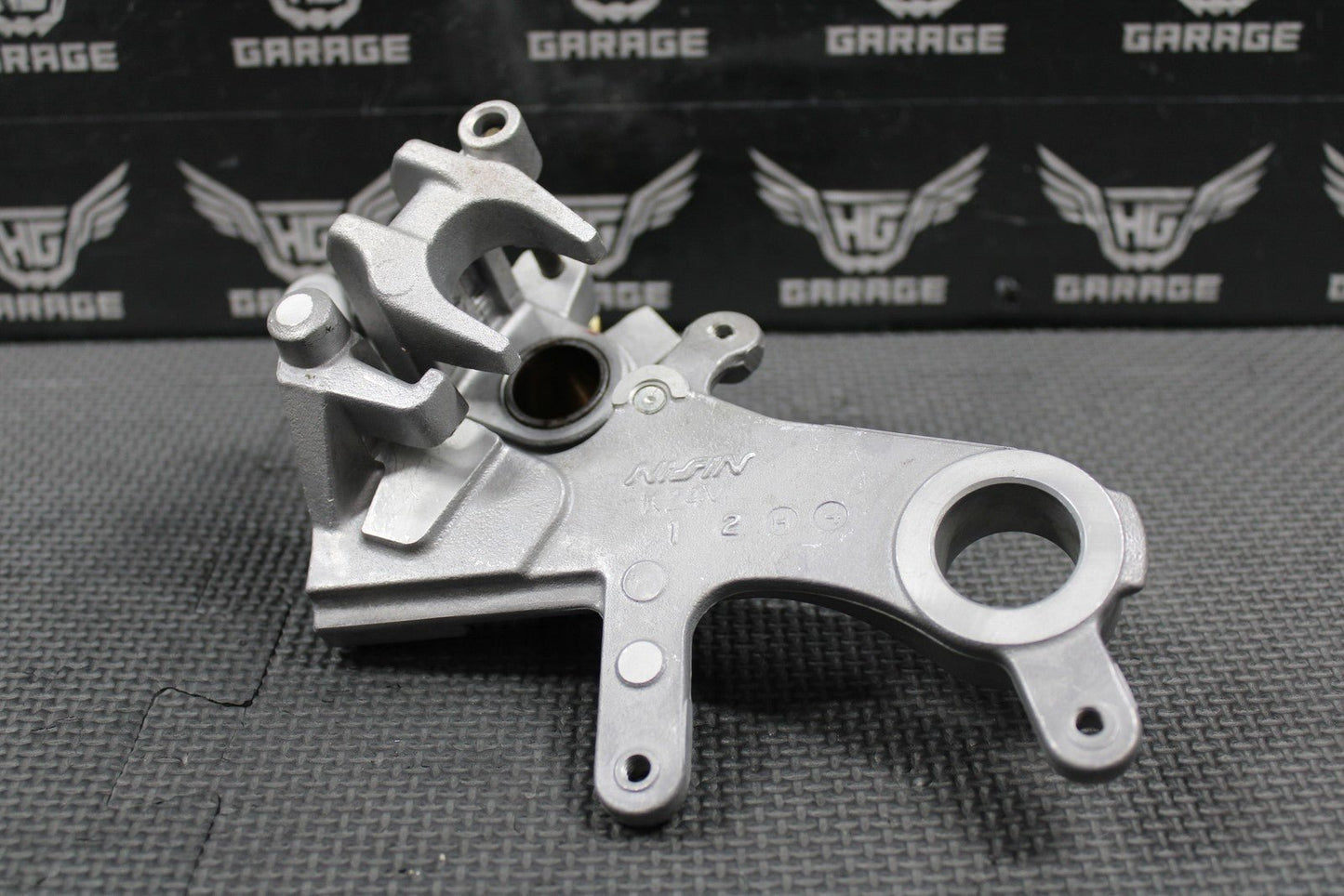 2013 HONDA CRF250R OEM NISSIN REAR BACK BRAKE CALIPER & BRACKET 43150 - KRN - 711 - hggarage
