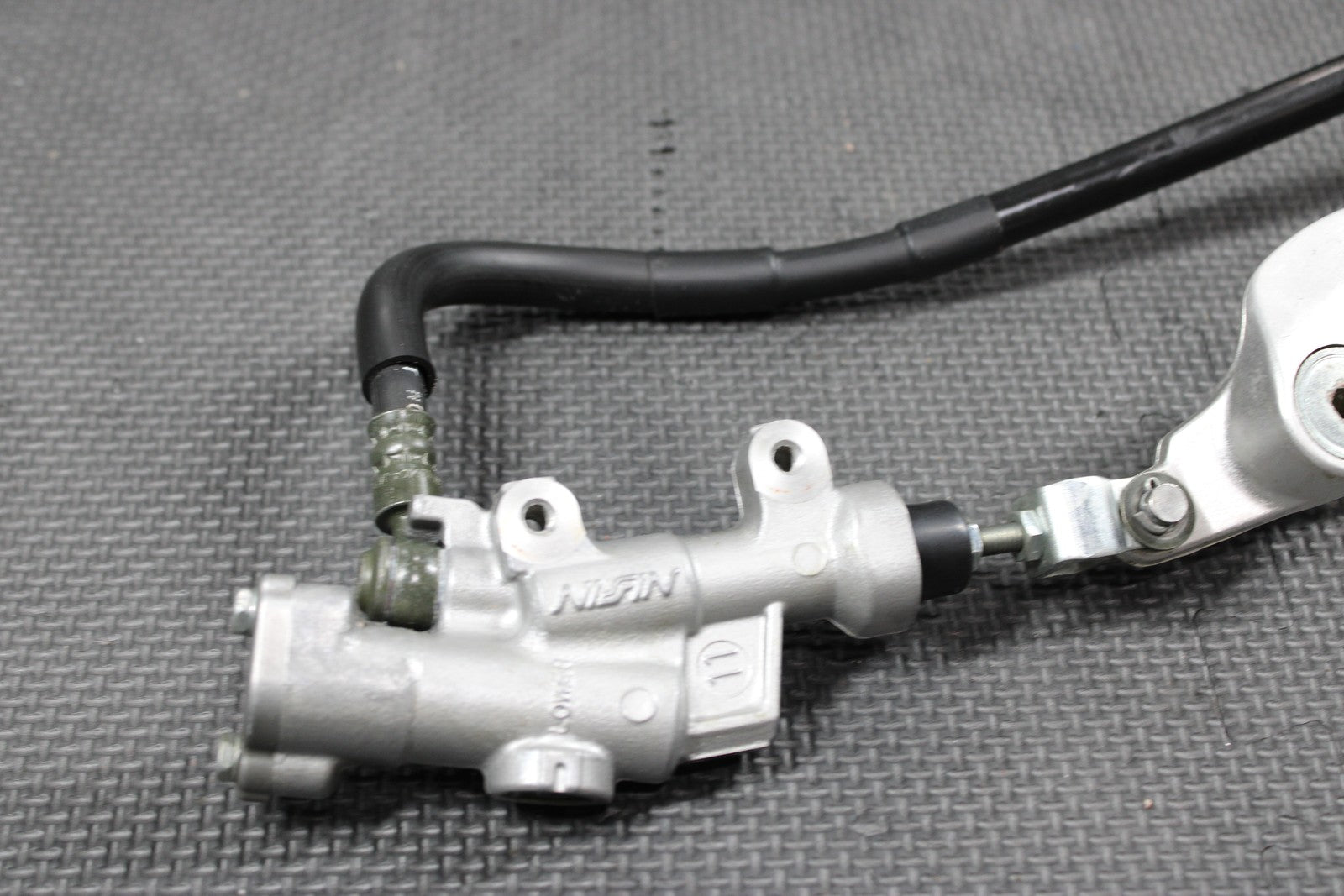 2005 YAMAHA YZ450F OEM NISSIN REAR BACK BRAKE CALIPER MASTER CYLINDER LEVER MINT - hggarage