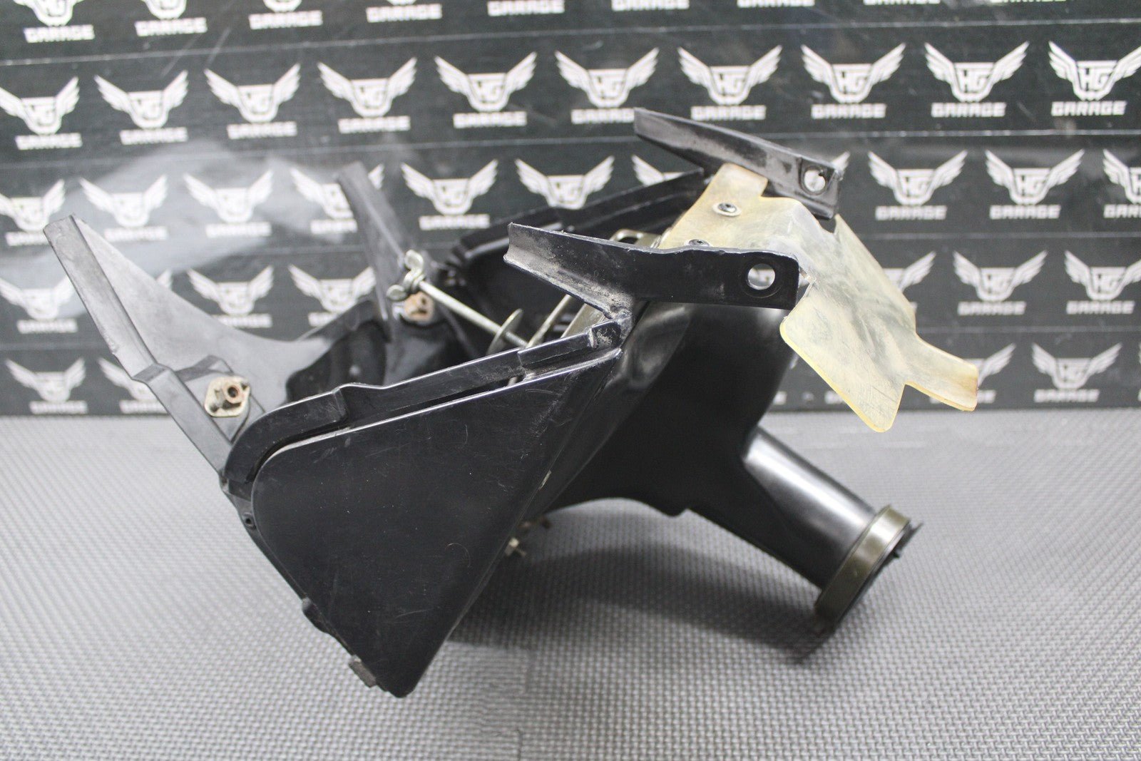 2007 2008 KAWASAKI KX250F OEM AIRBOX AIR CLEANER BOX INTAKE BOOT 11011 - 0055 - 6Z - hggarage