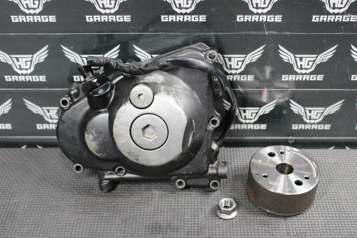 2008 YAMAHA YZ450F STATOR MAGNETO ROTOR FLYWHEEL 2S2 - 85550 - 00 - 00 - hggarage