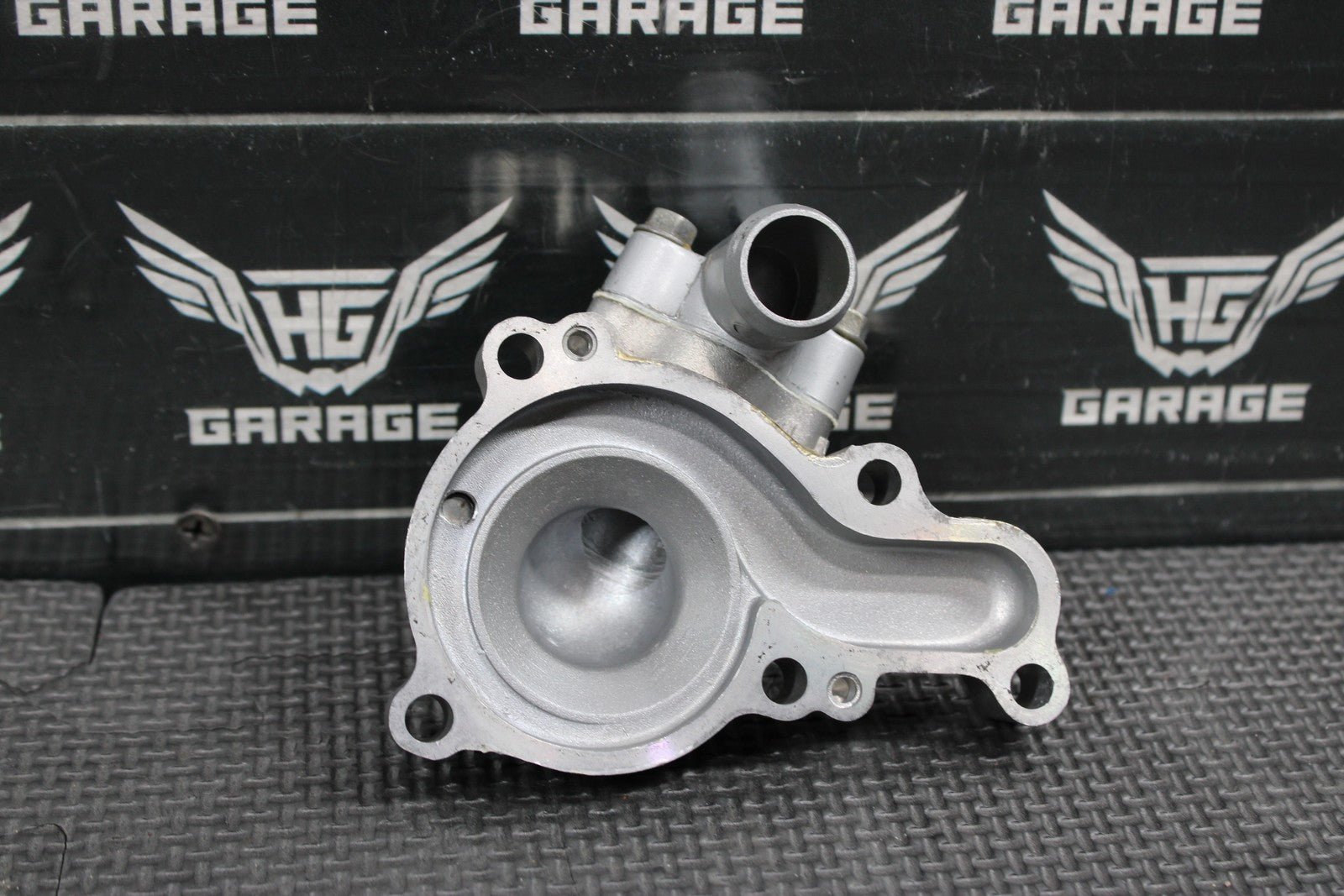 1996 94 - 98 KAWASAKI KX125 OEM ENGINE WATER PUMP W HOUSING IMPELLER SHAFT GOOD! - hggarage