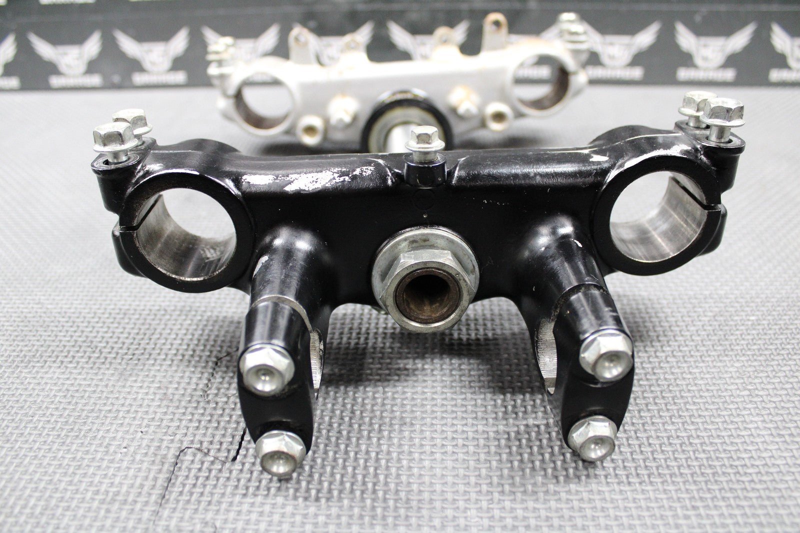 1999 HONDA XR200R 90 - 02 OEM FRONT FORKS LOWER UPPER TRIPLE TREE STEM BAR CLAMP - hggarage