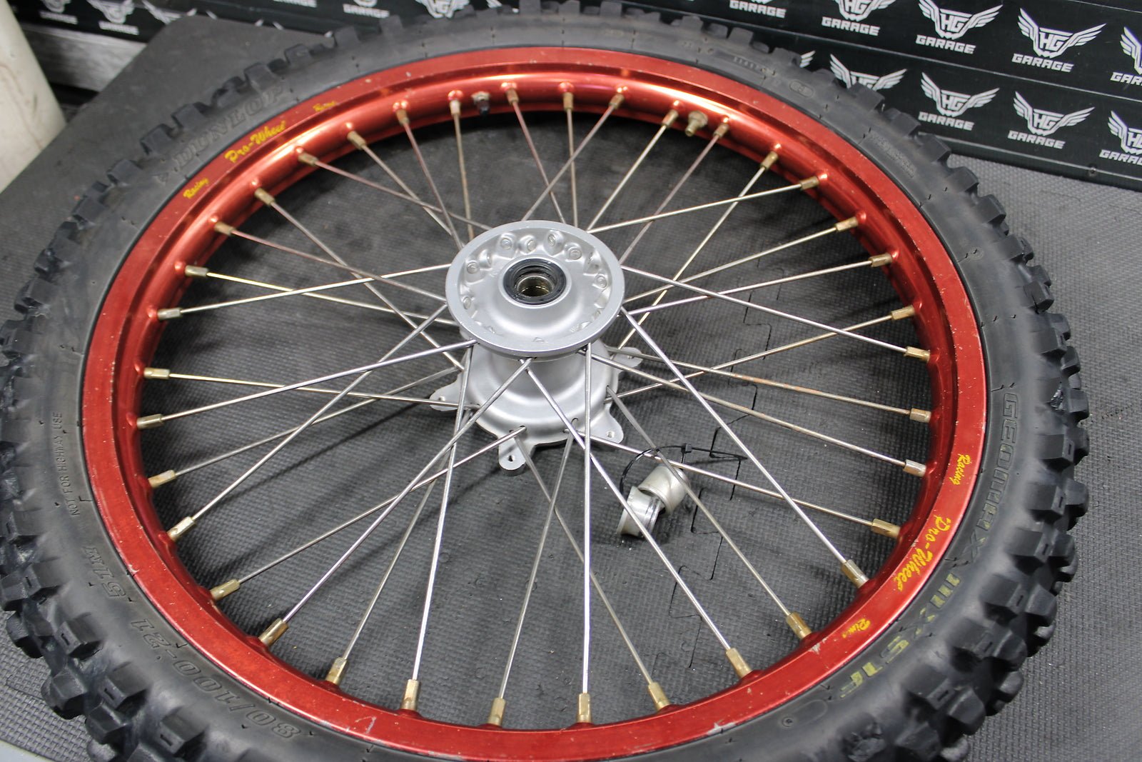 2006 YAMAHA YZ250F YZ426F YZ450F RED PRO WHEEL OEM HUB FRONT WHEEL RIM TIRE - hggarage