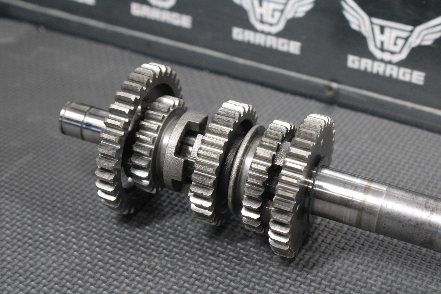 1987 YAMAHA TW200 OEM ENGINE TRANSMISSION TRANNY GEARBOX SHIFT FORKS DRUM GEARS - hggarage