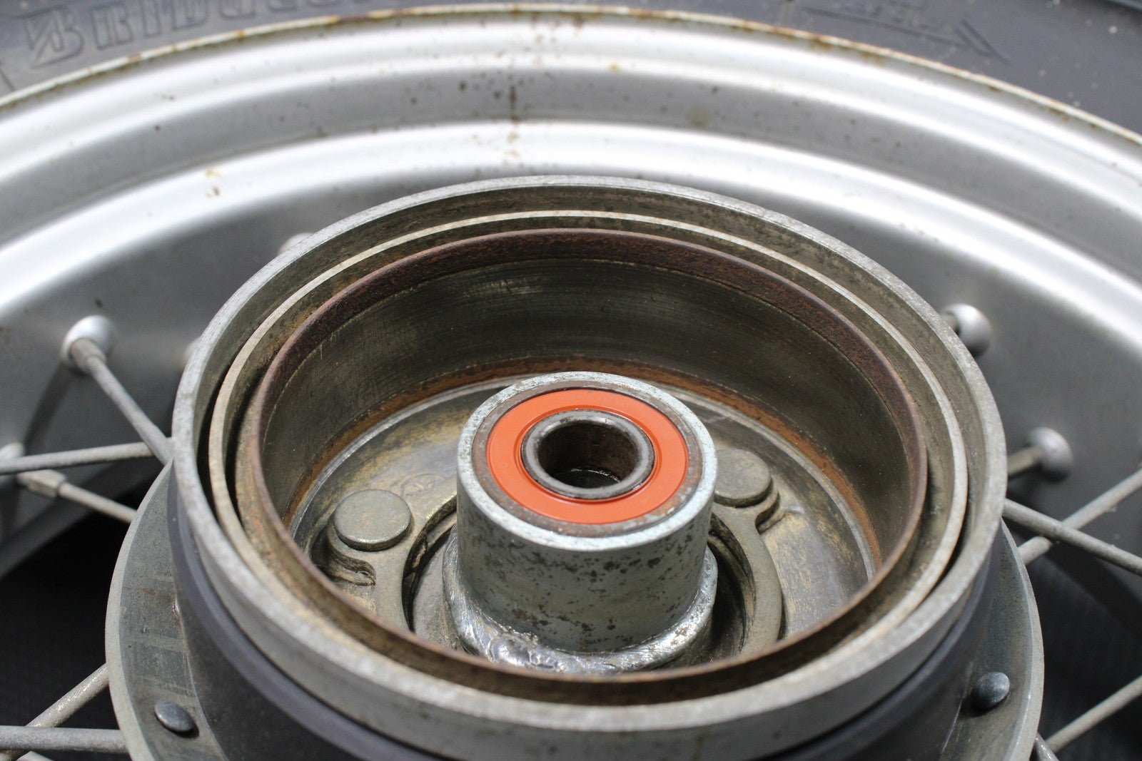1987 YAMAHA TW200 OEM 14" X 4.50" REAR BACK WHEEL RIM 2JX - 25311 - 00 - 00 - hggarage