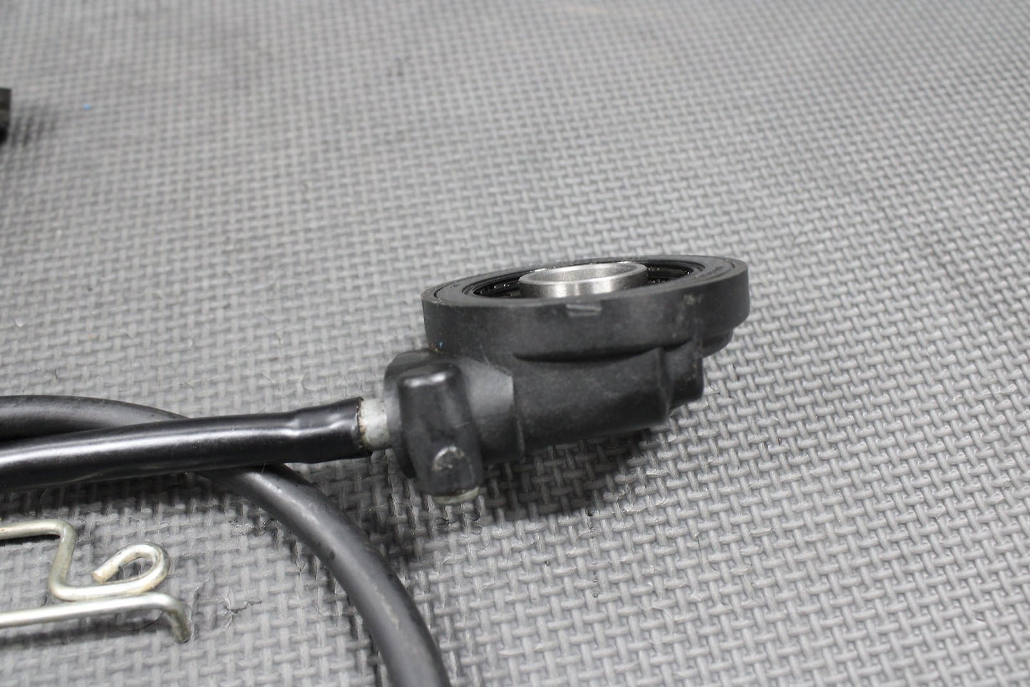 2000 SUZUKI 00 - 04 DRZ400 00 - 07 DRZ400E OEM TRIP METER SPEED DRIVE GEAR HUB CABLE - hggarage