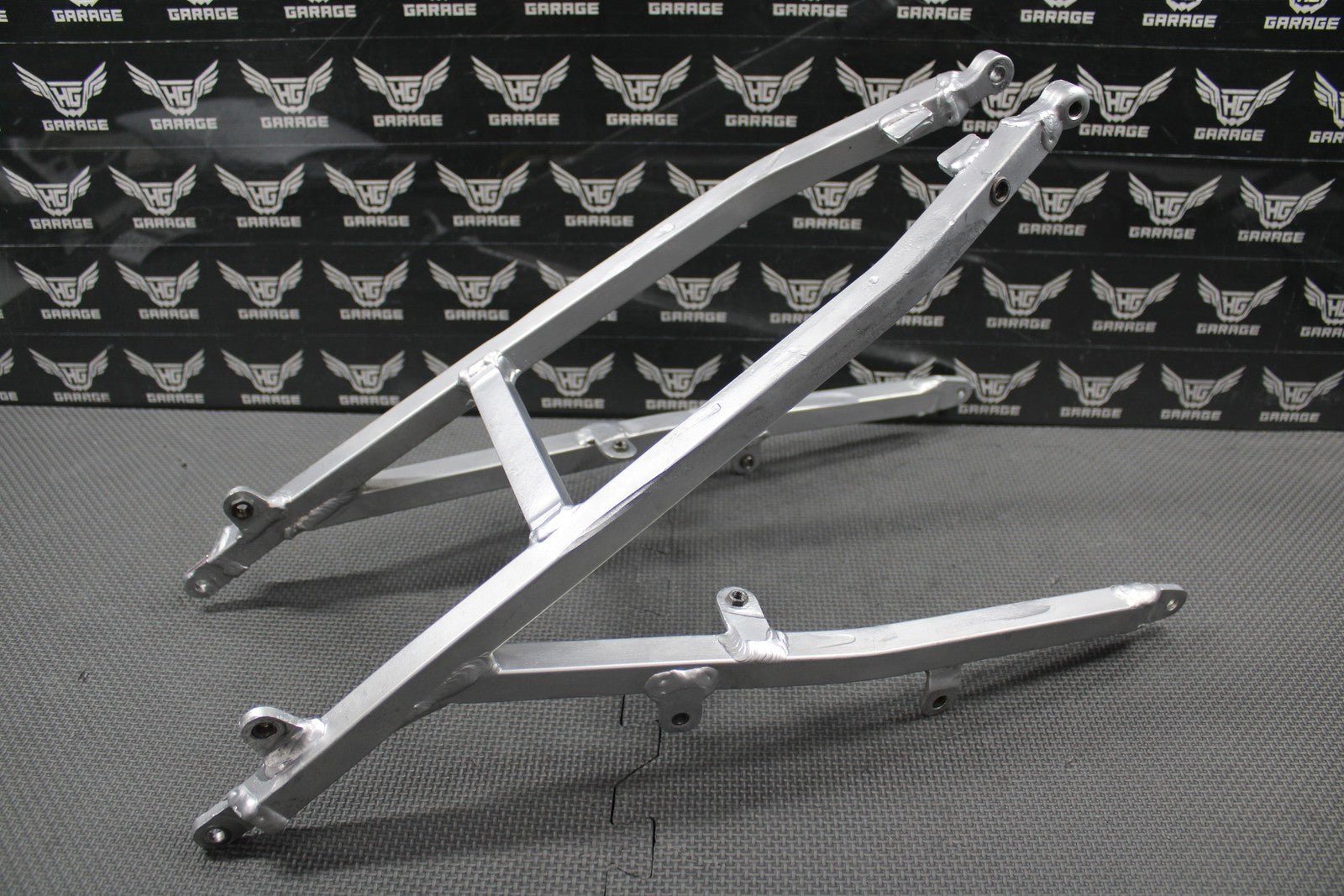 2000 2001 HONDA CR125R CR250R OEM REAR BACK SUB FRAME SUBFRAME 50200 - KZ3 - J30 - hggarage
