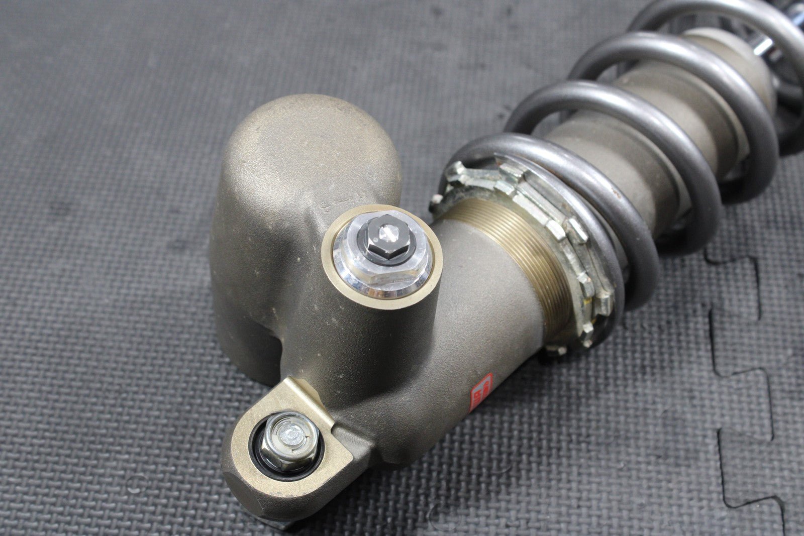 2019 HONDA CRF450RX OEM SHOWA REAR BACK SHOCK ABSORBER SUSPENSION 52400 - MKE - A81 - hggarage