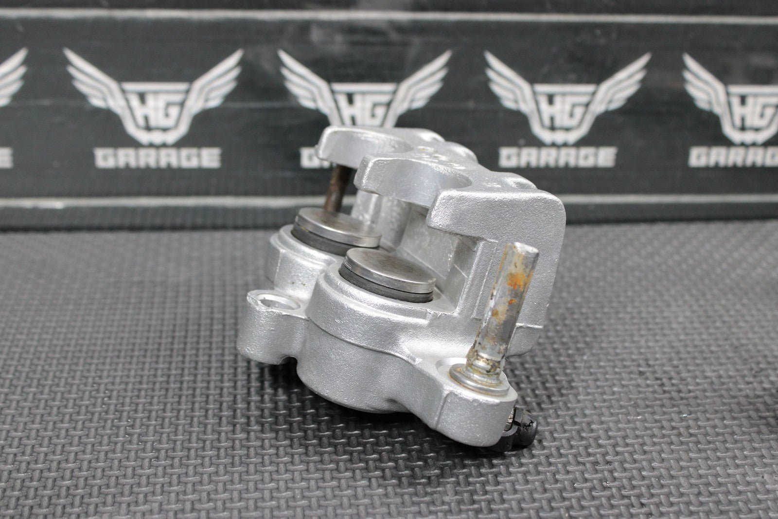 2001 YAMAHA YZ250 01 - 02 OEM NISSIN FRONT BRAKE CALIPER 5MV - 2580T - 11 - 00 - hggarage