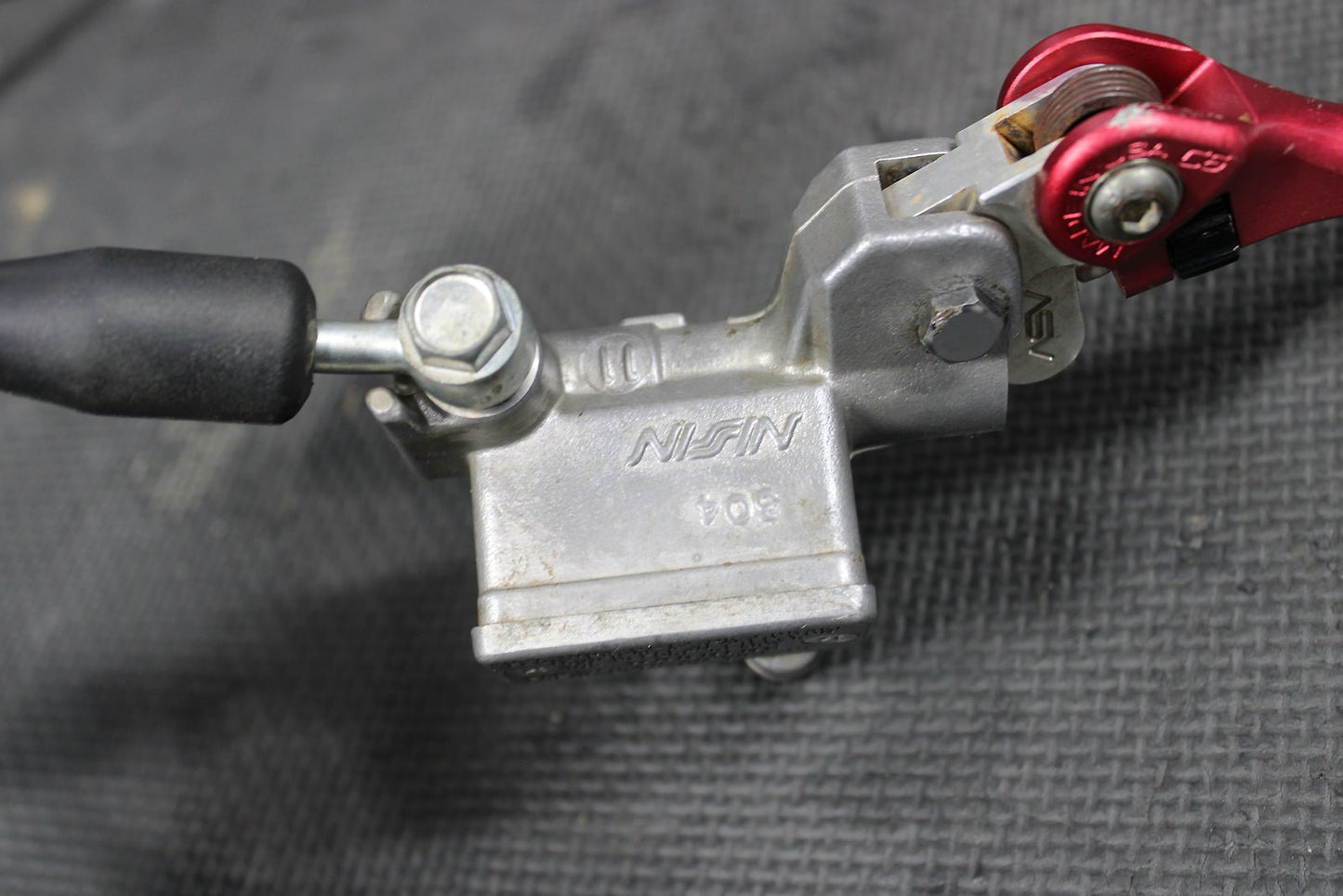 2012 KAWASAKI KX250F OEM NISSIN FRONT BRAKE CALIPER MASTER CYLINDER ASSEMEMBLY - hggarage