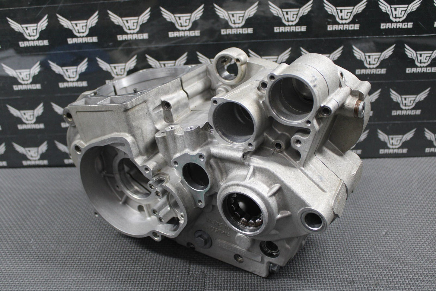 2007 KTM 06 - 07 450 525 OEM LEFT RIGHT RFS CRANKCASE CRANK CASES 59030000444 MINT - hggarage