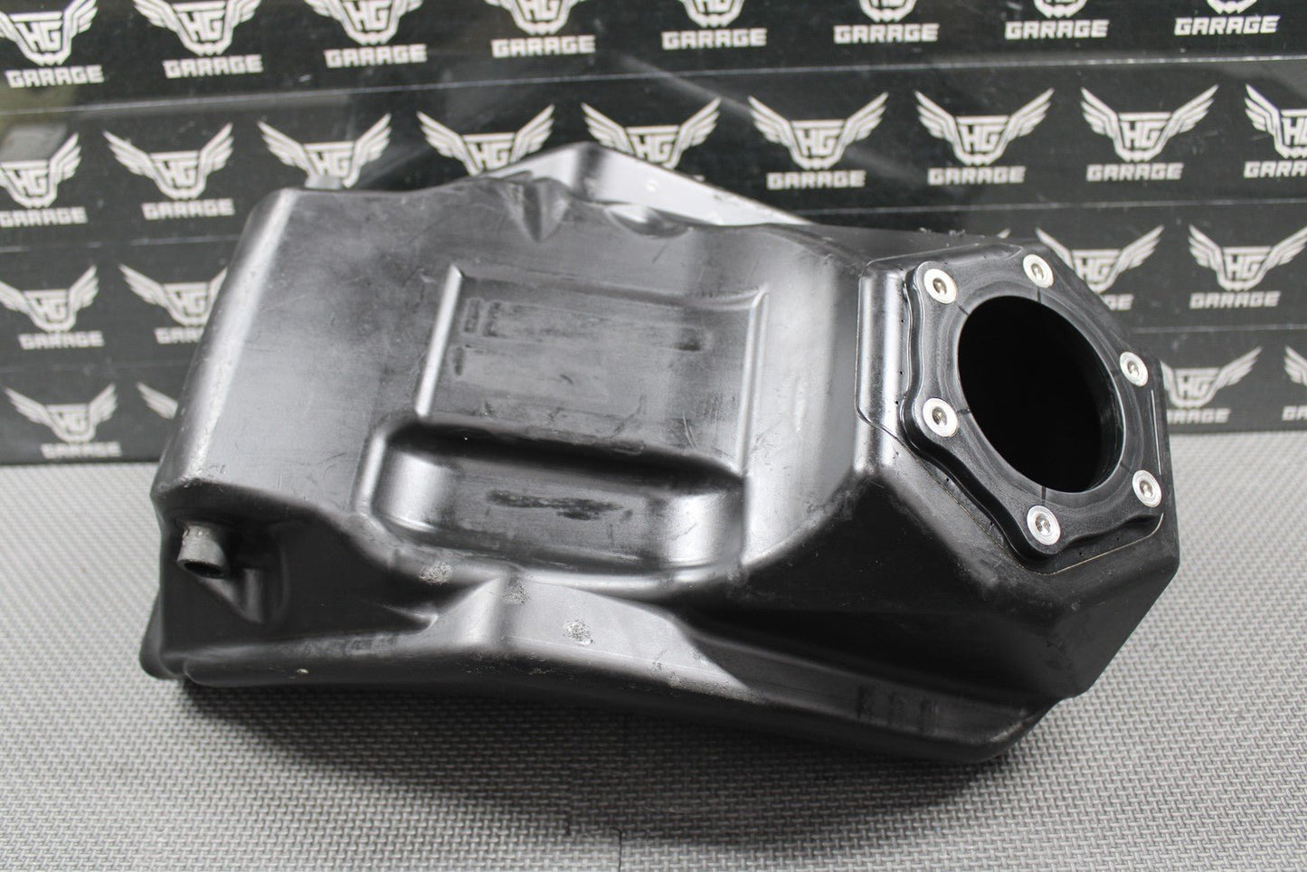 2020 YAMAHA 19 - 22 YZ250F YZ450F OEM GAS FUEL TANK CELL RESERVOIR BR9 - 24110 - 00 - 00 - hggarage