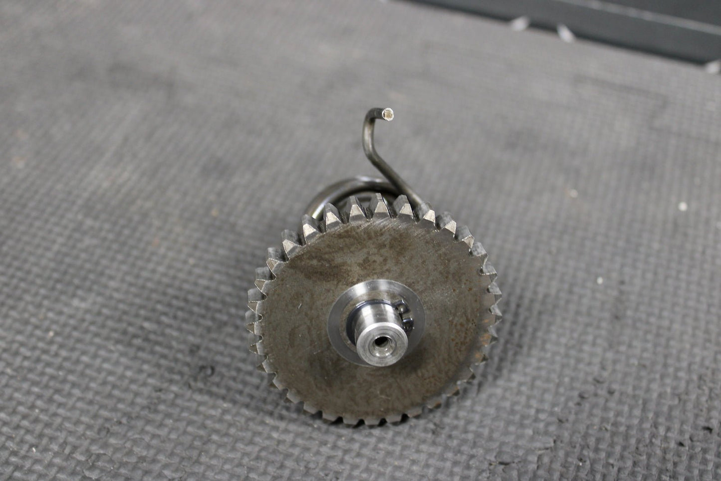 2007 KAWASAKI KX85 OEM KICKSTART KICK START SHAFT W IDLER GEAR 13066 - 1097 59051 - hggarage