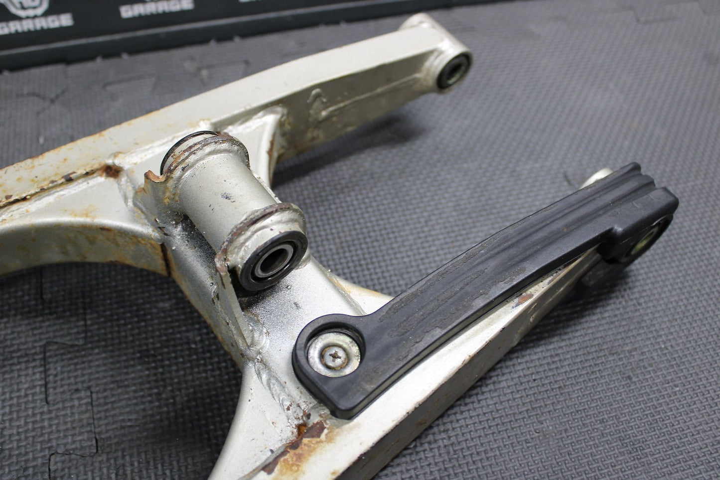 2002 KAWASAKI KX65 OEM SWINGARM SWING ARM SUSPENSION 33001 - 1623 - TX - hggarage