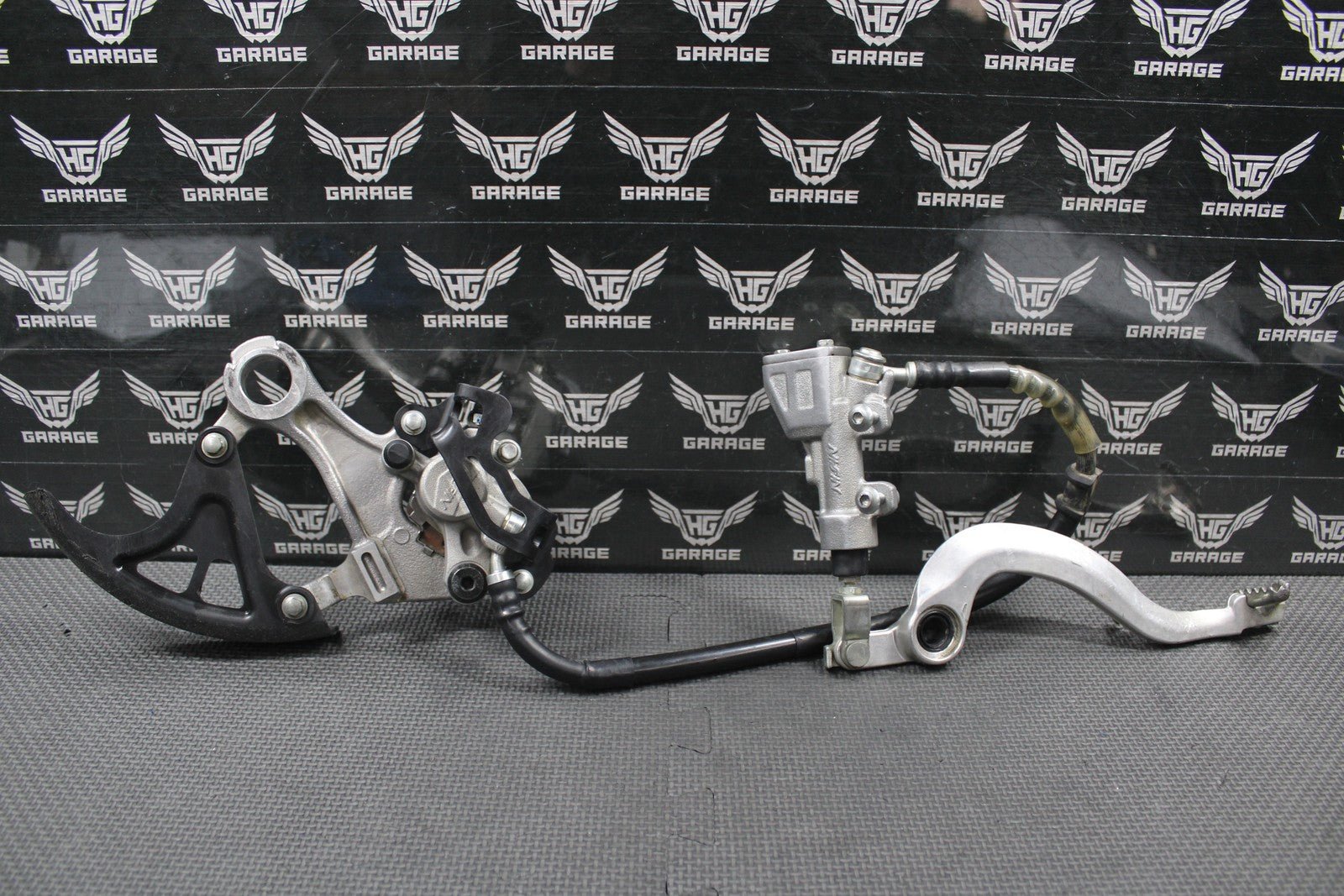 2019 SUZUKI 19 - 25 RMZ250 OEM REAR BACK BRAKE CALIPER MASTER CYLINDER LEVER GOOD! - hggarage