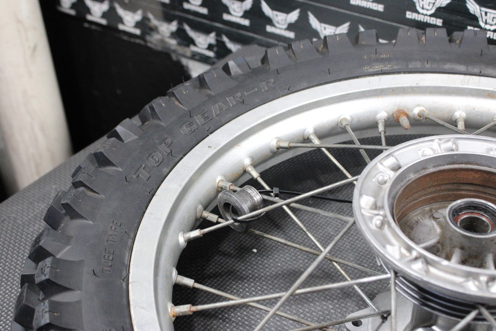 1986 KAWASAKI KDX200 OEM D.I.D 18" REAR BACK WHEEL RIM HUB READ DESC! - hggarage