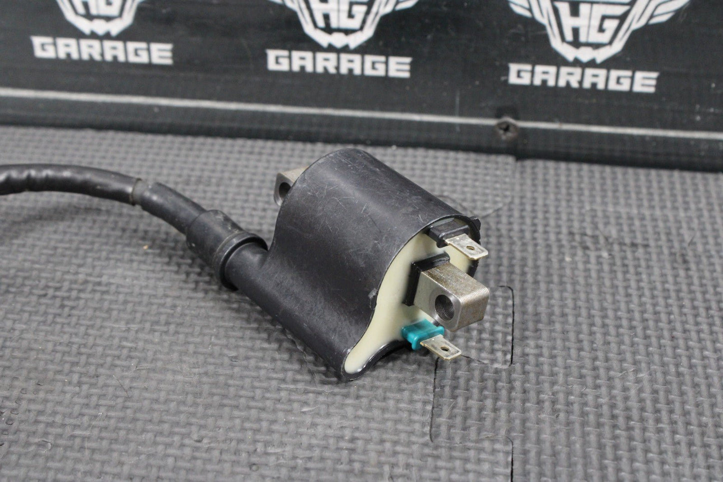 2023 HONDA 18 - 23 CRF250R 19 - 22 CRF250RX OEM IGNITION COIL CAP BOOT 30500 - MKE - A01 - hggarage