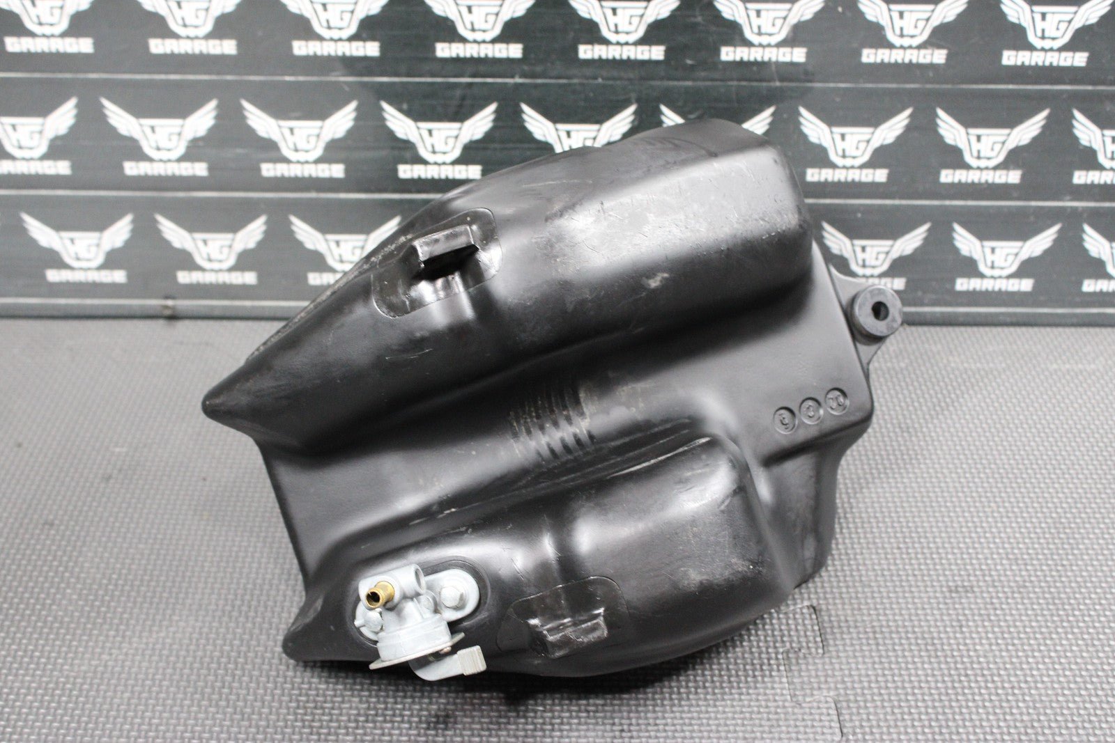 2003 KAWASAKI 02 - 22 KX65 OEM GAS TANK FUEL CELL PETROL RESERVOIR 51001 - 1676 - 6Z - hggarage