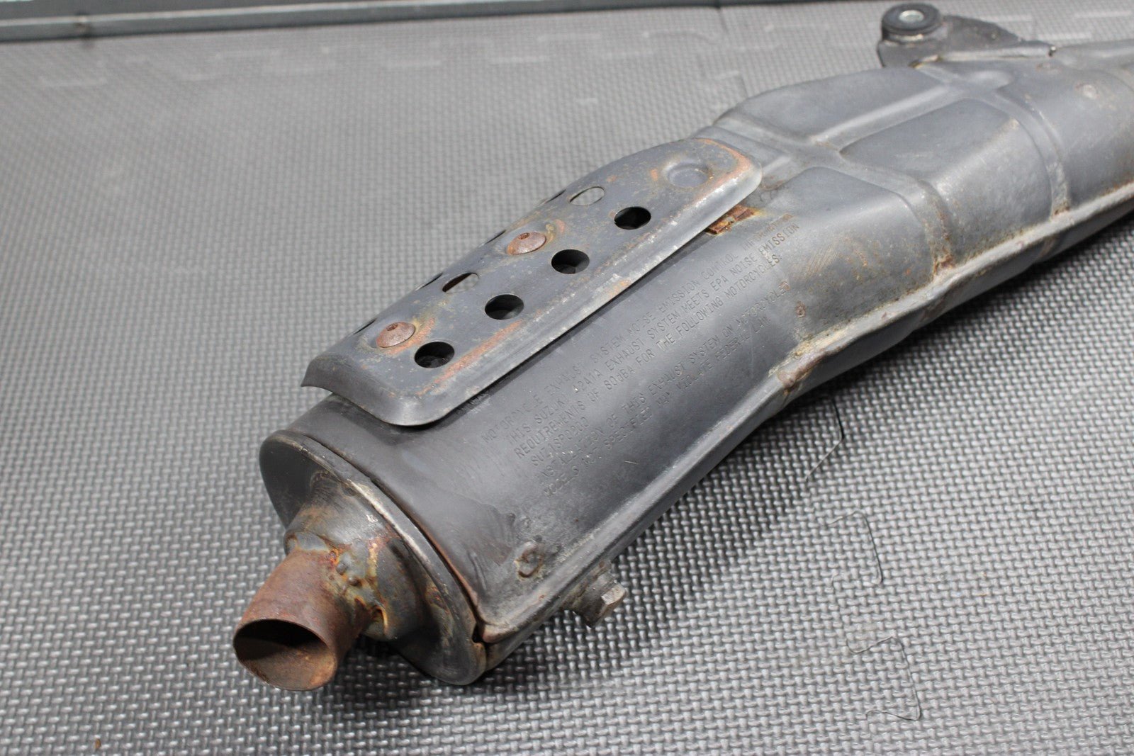 2005 SUZUKI 01 - 05 DR200SE OEM MUFFLER EXHAUST SILENCER SLIP ON PIPE W BAFFLE - hggarage