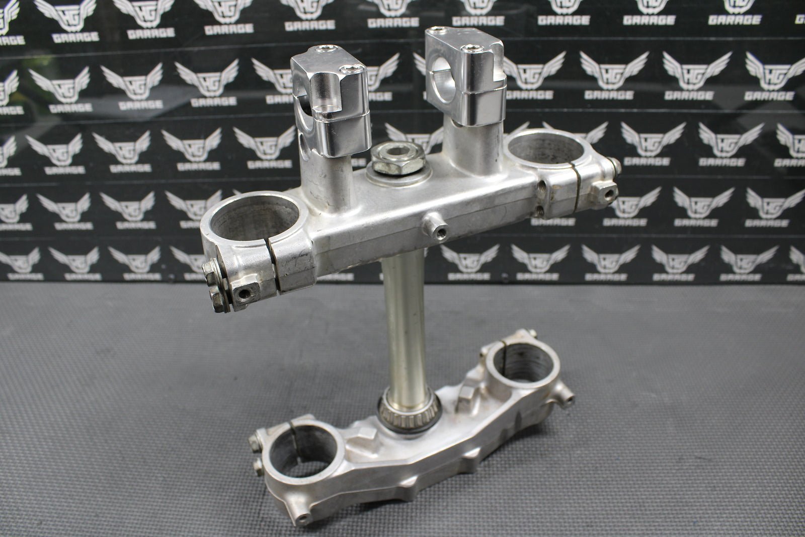 1997 SUZUKI 97 - 98 RM125 RM250 OEM FRONT FORKS LOWER UPPER TRIPLE TREE STEM CLAMP - hggarage
