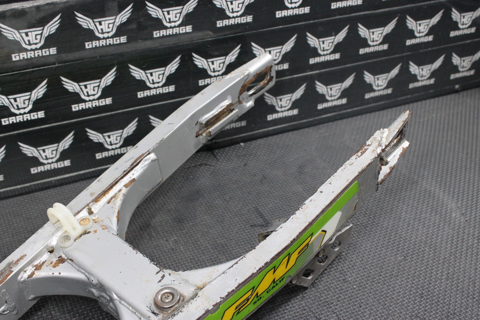 2004 KAWASAKI 02 - 22 KX65 OEM REAR SWINGARM SWING ARM SUSPENSION 3080 - 5132 - hggarage