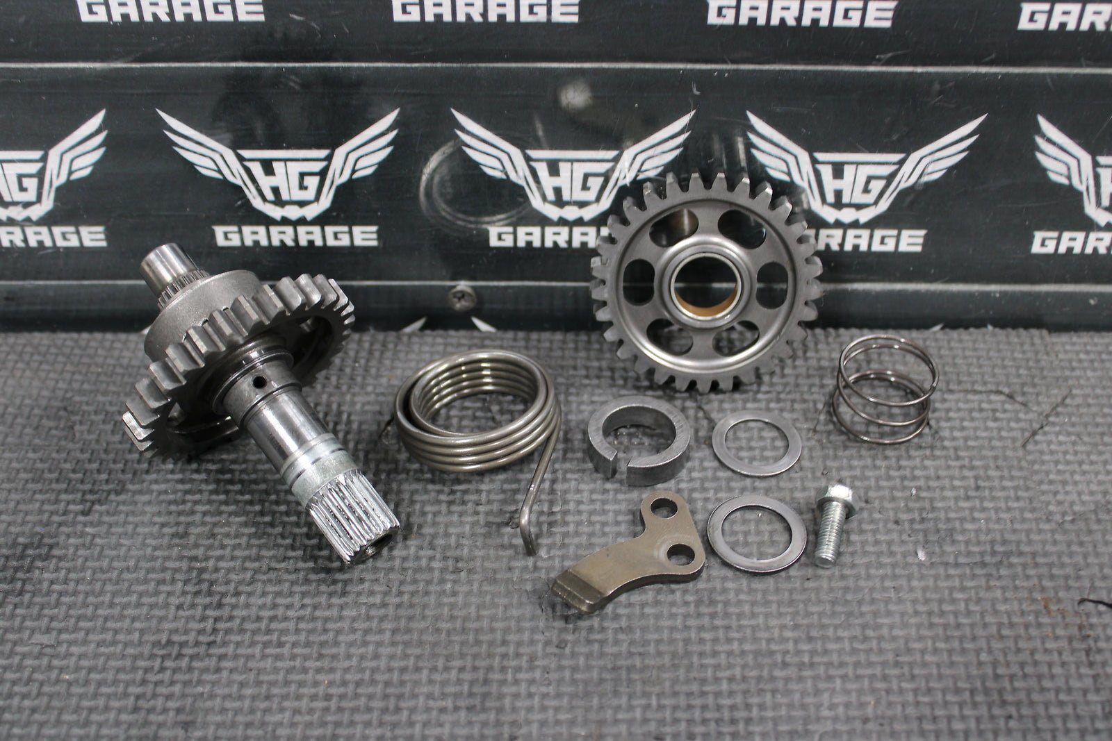 1999 HONDA CR125R OEM KICKSTART KICK START SHAFT W IDLER GEAR 28210 - KS6 - 700 - hggarage