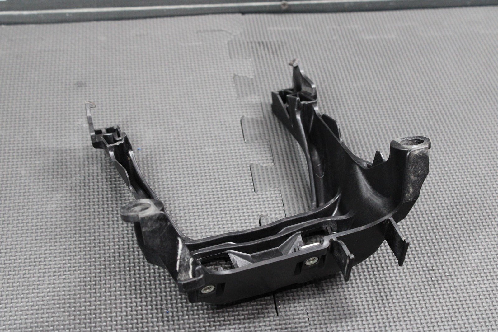 2019 HONDA CRF450RX OEM SEAT SADDLE BASE SUPPORT PLASTIC 50250 - MKE - A00 - hggarage