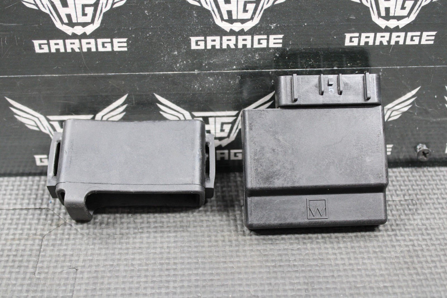 2009 YAMAHA YZ450F OEM CDI ECU COMPUTER IGNITION UNIT BOX 34P - 85540 - 00 - 00 - hggarage