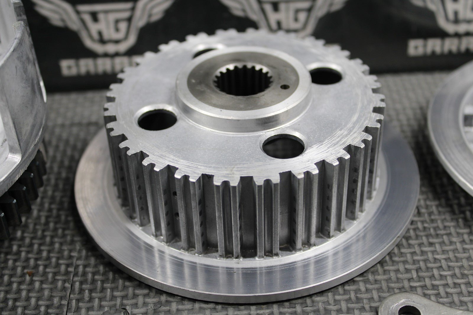 1991 HONDA 88 - 95 XR250R OEM CLUTCH BASKET HUB PRESSURE PLATE 22100 - KT1 - 020 NICE! - hggarage