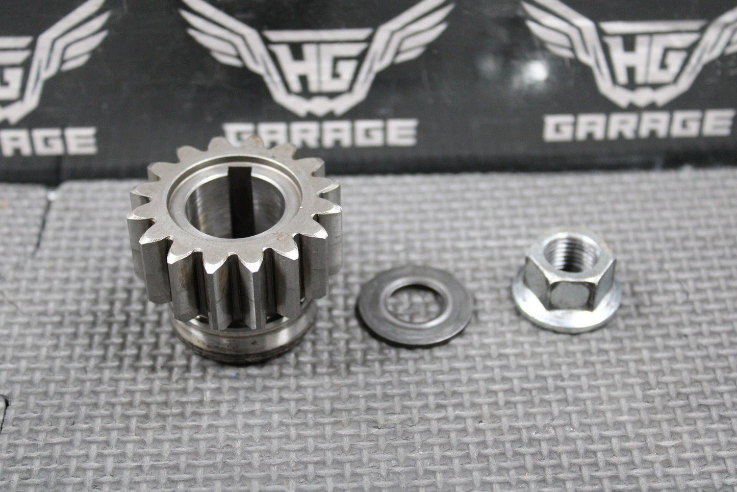 1992 1993 KAWASAKI KX125 OEM ENGINE CRANKSHAFT PRIMARY MAIN GEAR 16T 13097 - 1302 - hggarage