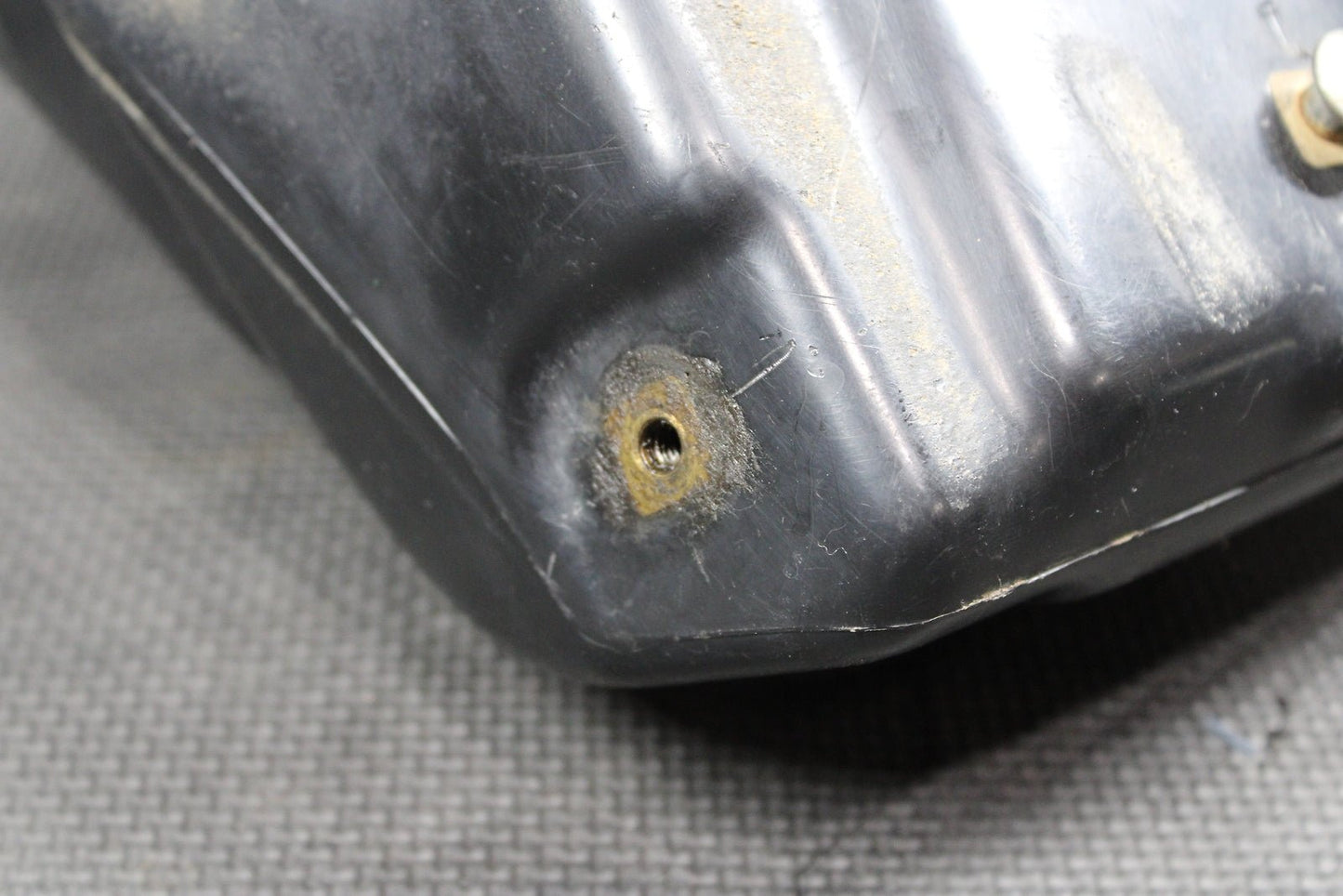 2003 Honda CRF450R OEM Gas Fuel Tank Cell Petrol Reservoir 17510 - Meb - 670 - hggarage