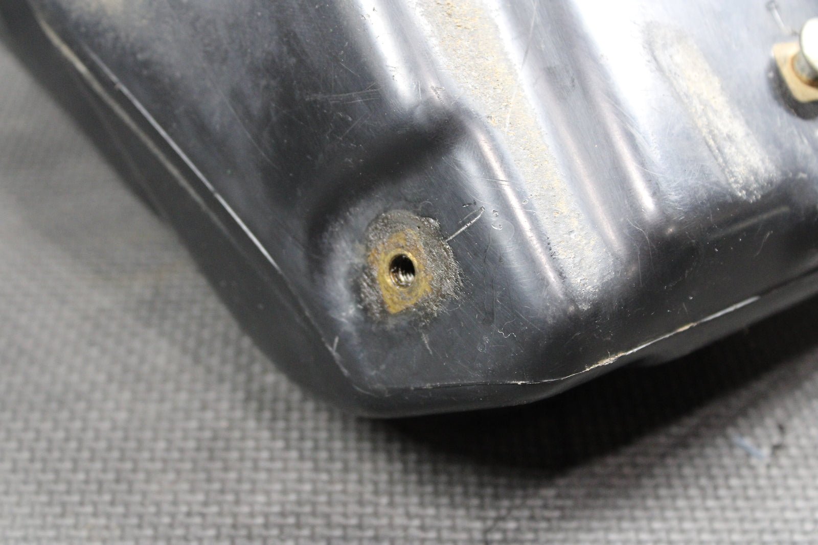 2003 Honda CRF450R OEM Gas Fuel Tank Cell Petrol Reservoir 17510 - Meb - 670 - hggarage