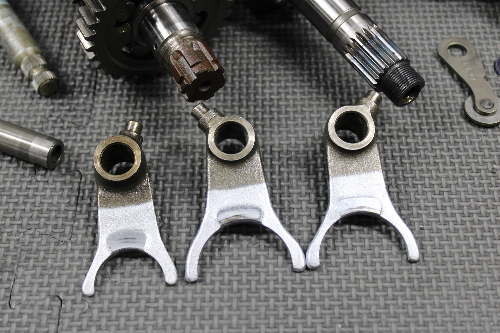 1991 HONDA 90 - 95 XR250R OEM TRANSMISSION TRANNY GEARBOX GEARS SHIFT FORKS GOOD! - hggarage
