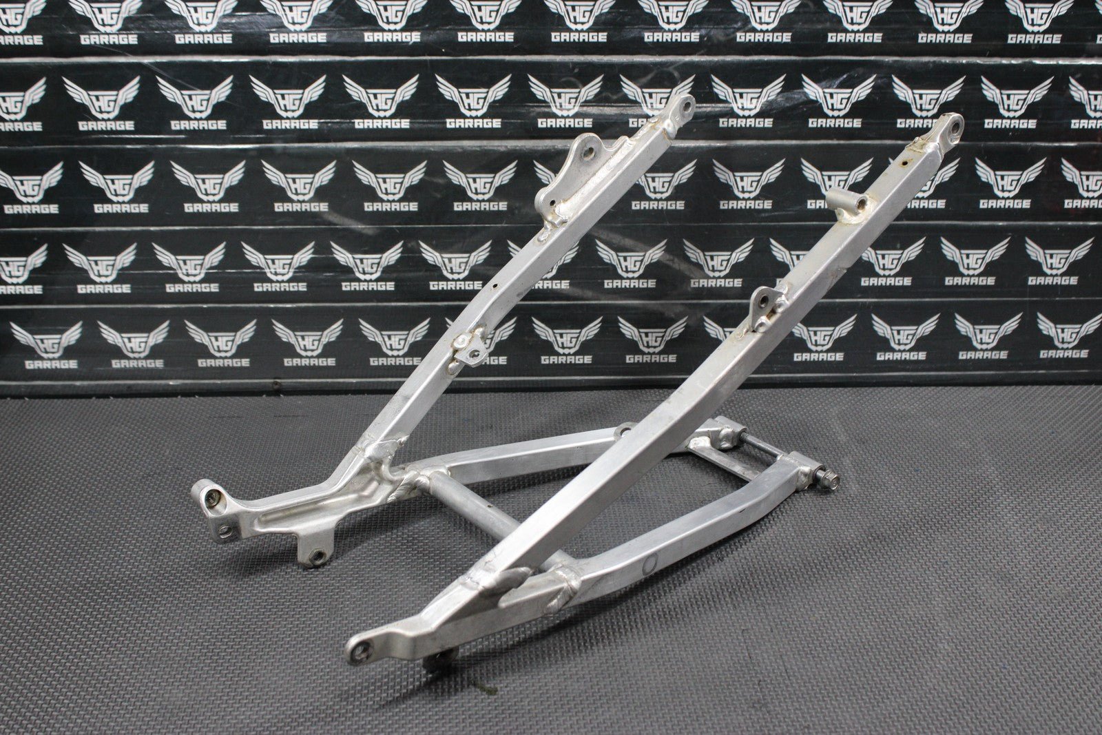 2006 YAMAHA YZ250F YZ450F OEM REAR BACK SUB FRAME SUBFRAME 5XC - 21190 - 90 - 00 - hggarage