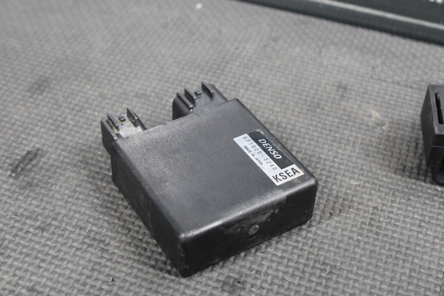 47568302