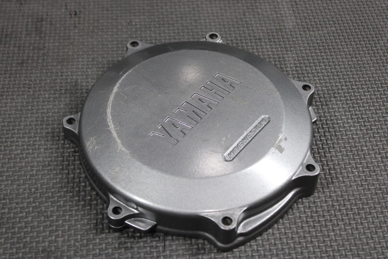 2005 YAMAHA 03 - 07 YZ450F OEM ENGINE RIGHT SIDE OUTER CLUTCH COVER NICE! - hggarage
