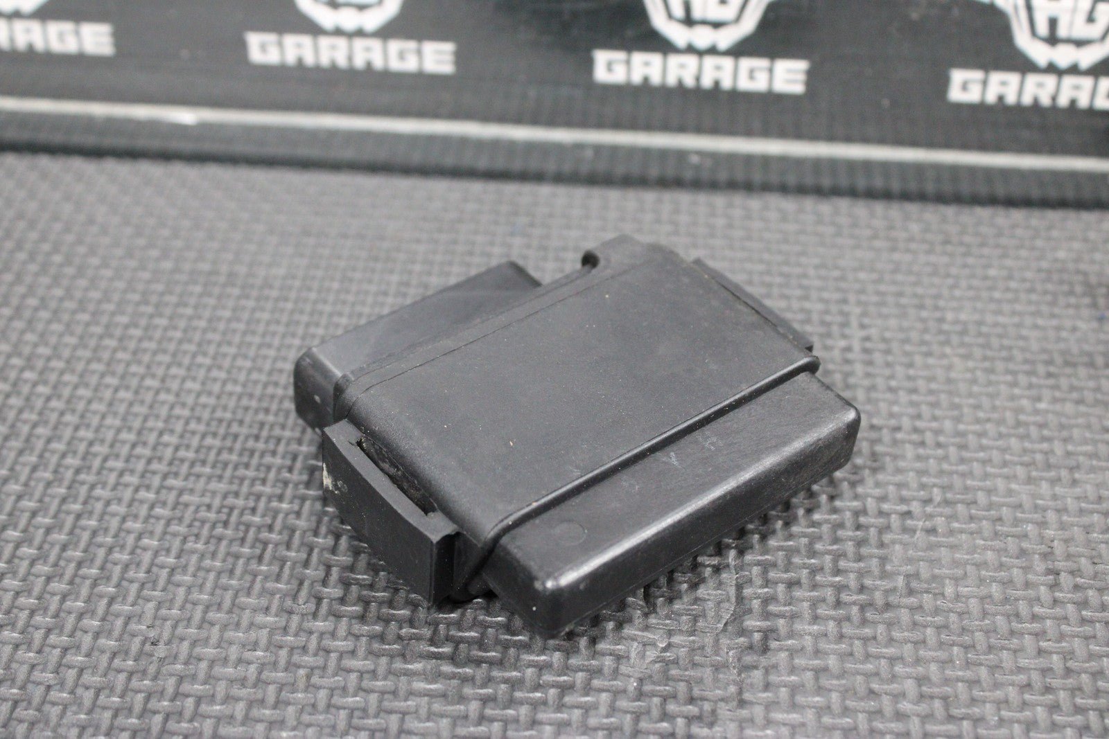 2006 YAMAHA YZ450F OEM ECU COMPUTER CONTROLLER UNIT ECM CDI 2S2 - 85540 - 00 - 00 - hggarage