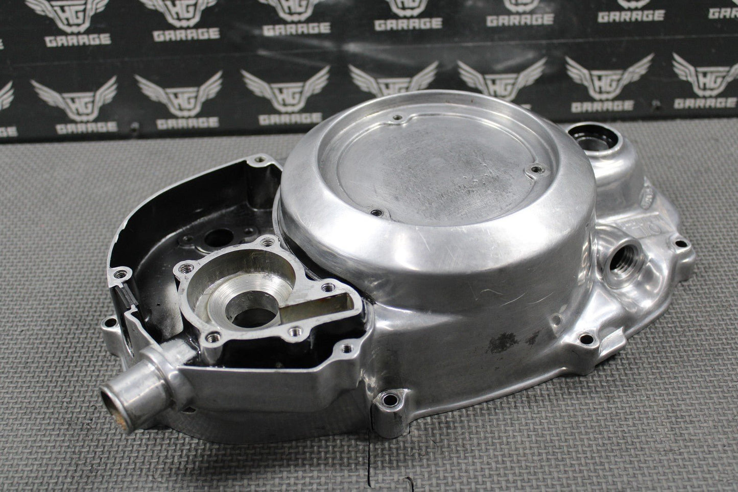 2001 YAMAHA BANSHEE 350 OEM POLISHED RIGHT CASE OUTER CLUTCH COVER 2GU - 15421 - 00 - hggarage