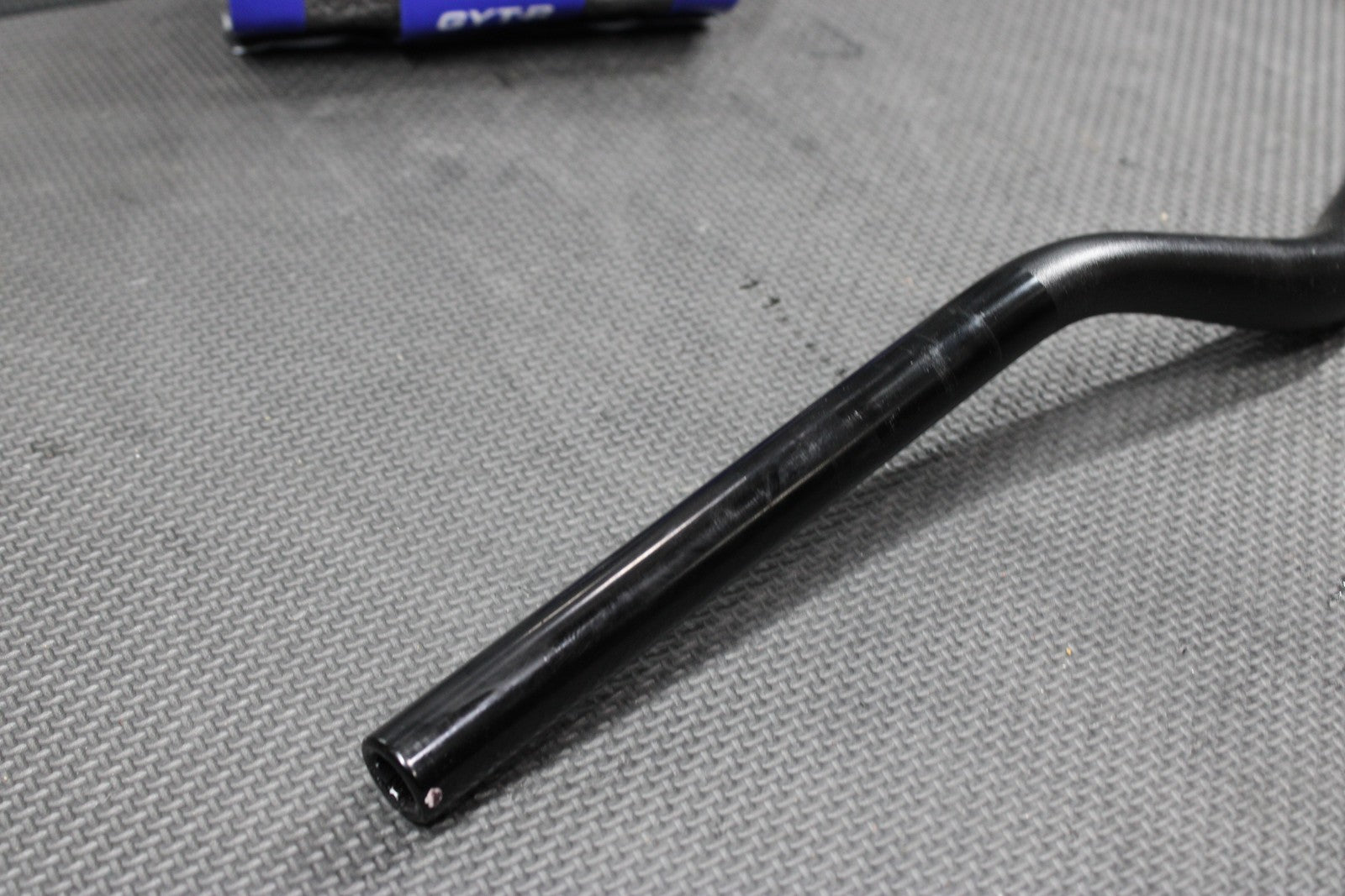 2005 YAMAHA PRO TAPER CR HIGH 1 1/8" HANDLEBARS BARS GRIPS STEERING 1C3 - 26111 - 00 - hggarage