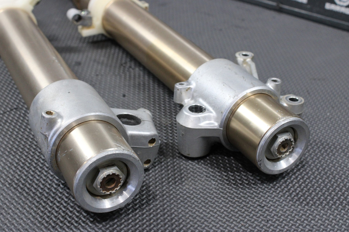 47731624