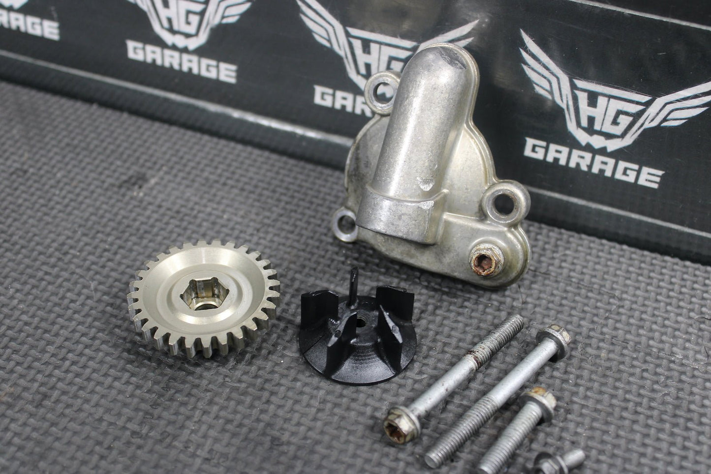 2013 KTM 65SX OEM Engine Motor Side Clutch Cover Waterpump 46330101000 - hggarage