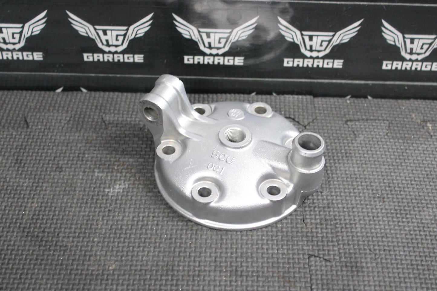 1999 YAMAHA YZ250 ENGINE MOTOR CYLINDER HEAD 5CU - 11111 - 00 - 00 - hggarage