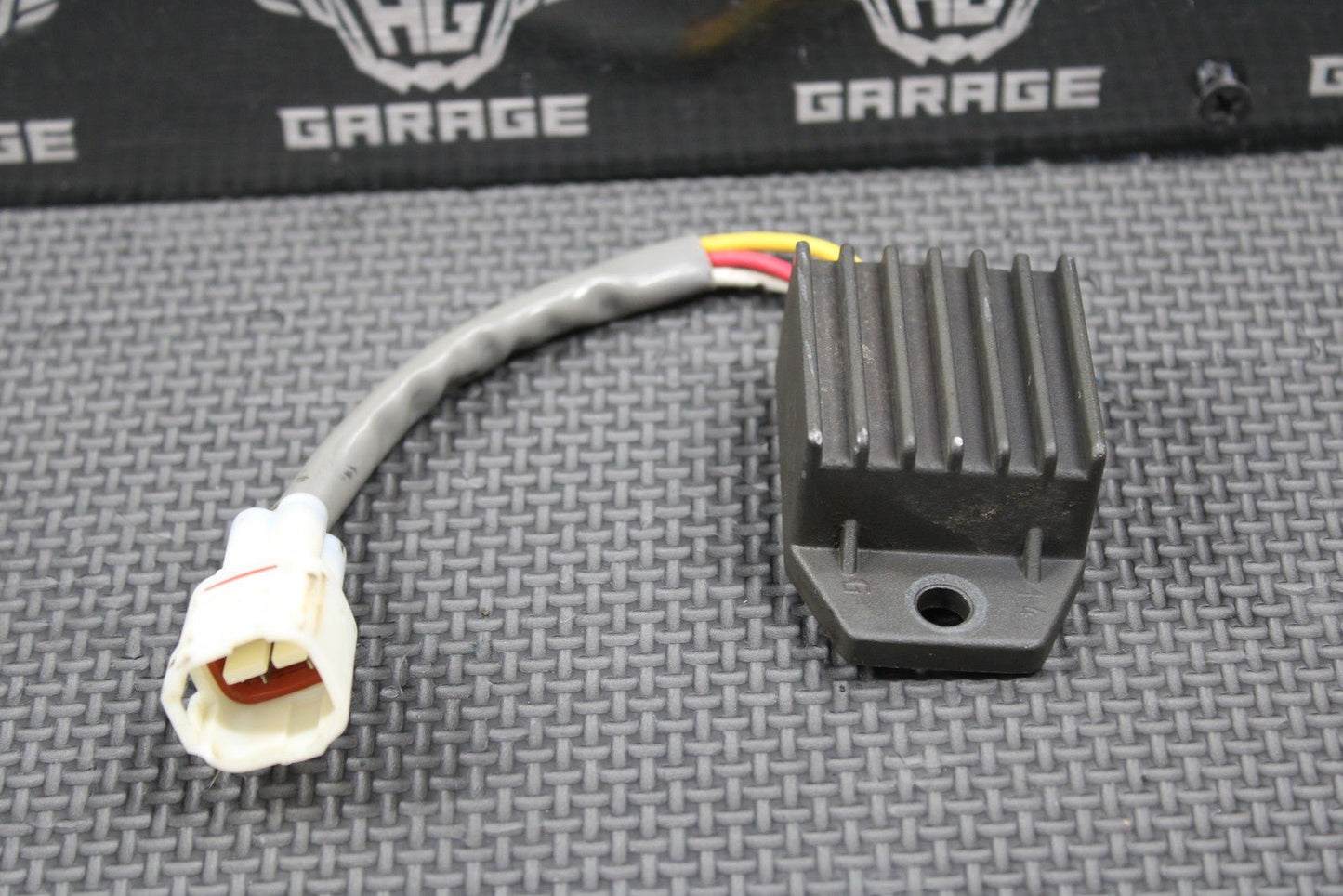 2010 KTM 06 - 11 250 XCF - W OEM RECTIFIER VOLTAGE REGULATOR WIRING 80011034000 GOOD - hggarage