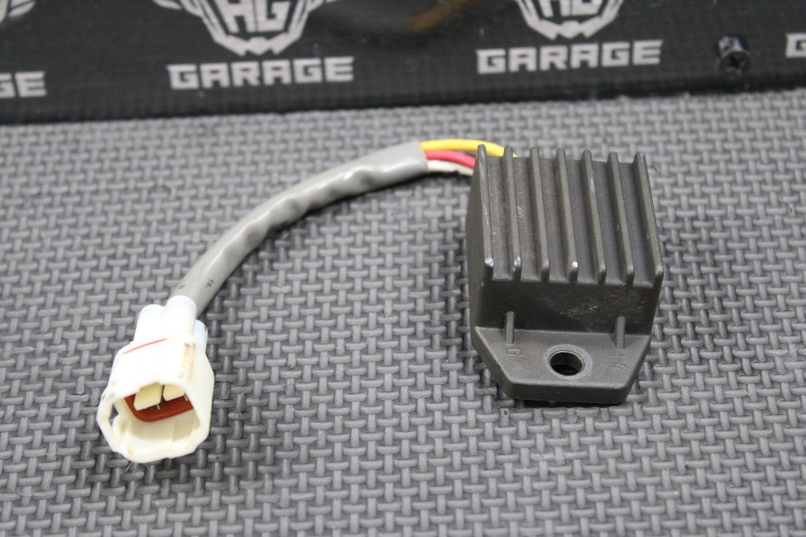 2010 KTM 06 - 11 250 XCF - W OEM RECTIFIER VOLTAGE REGULATOR WIRING 80011034000 GOOD - hggarage