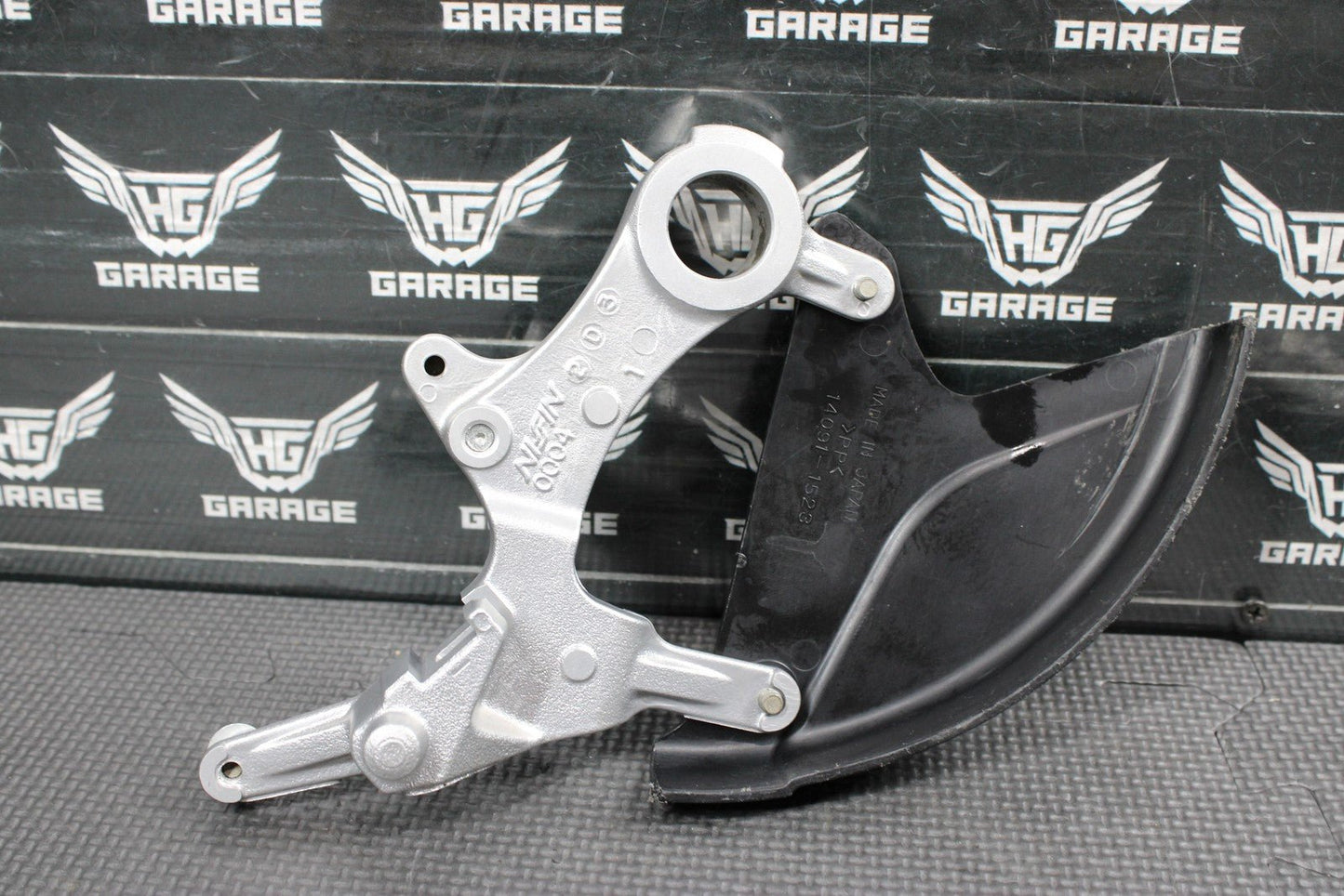 2014 KAWASAKI KX250F 04 - 18 OEM NISSIN REAR BACK BRAKE CALIPER HANGER 43080 - 0230 - hggarage