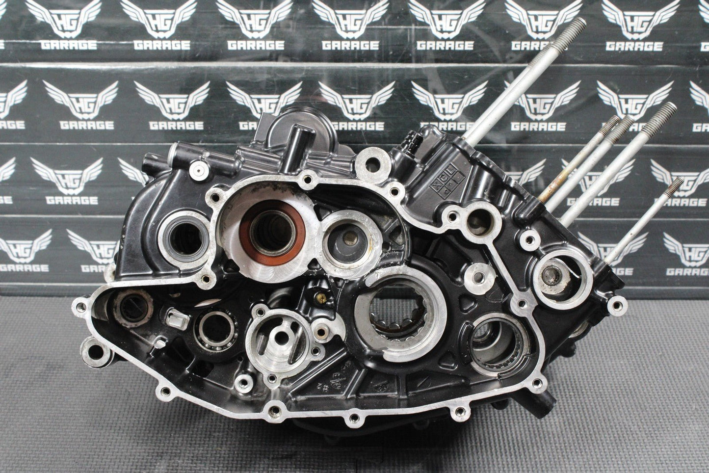 2013 HUSQVARNA TE511 OEM LEFT RIGHT ENGINE MOTOR CRANKCASE CRANK CASES BLOCK - hggarage