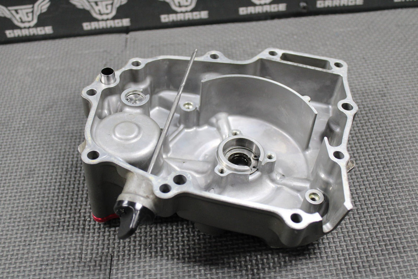 2013 10 - 17 HONDA CRF250R OEM LEFT STATOR GENERATOR MAGNETO COVER 11340 - KRN - B10 - hggarage