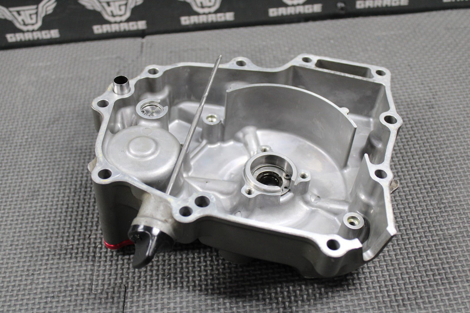 2013 10 - 17 HONDA CRF250R OEM LEFT STATOR GENERATOR MAGNETO COVER 11340 - KRN - B10 - hggarage
