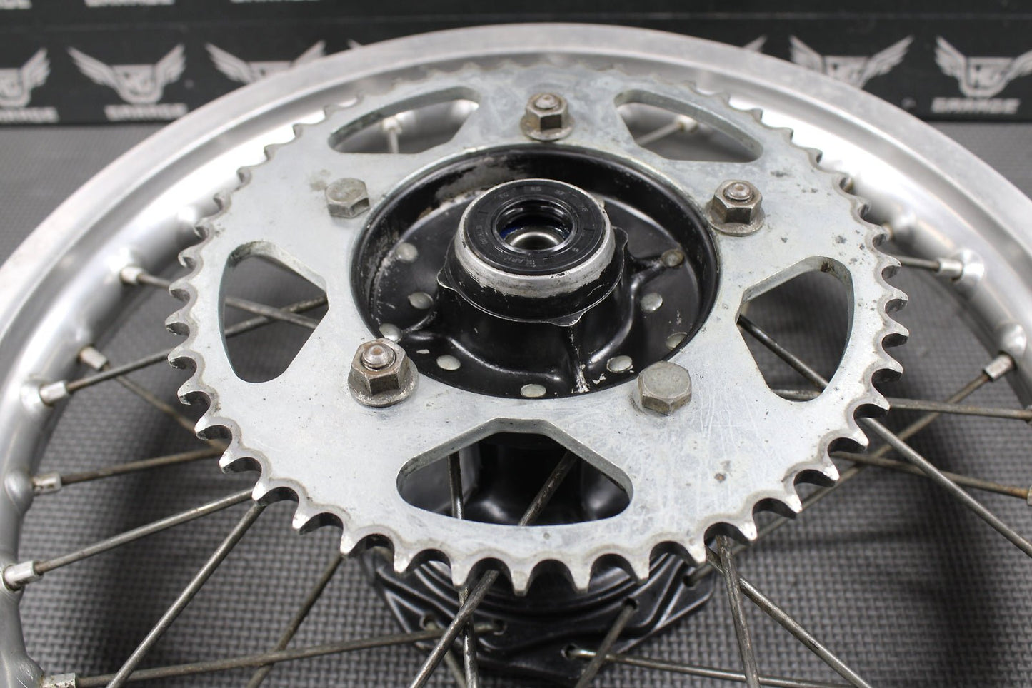 1984 1985 KAWASAKI KX80 OEM REAR BACK WHEEL RIM HUB 14 X 1.60 41034 - 1169 - hggarage